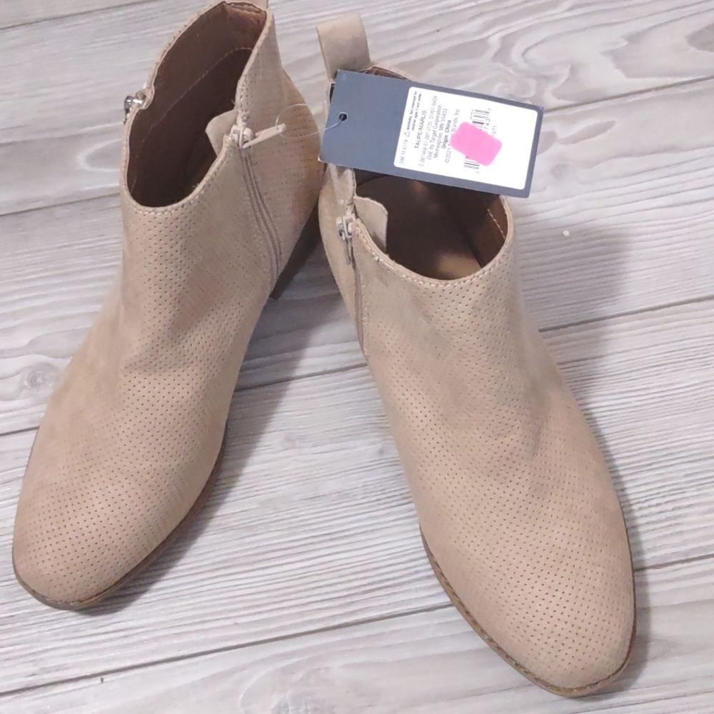 (50-2587) Universal Thread Marlis Booties Size 7.5W